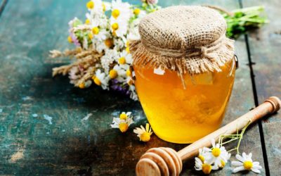 7 Top Benefits Of Honey For Skin And Hair